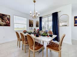 Main Street Retreat - Image 3