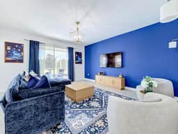Main Street Retreat - Image 5